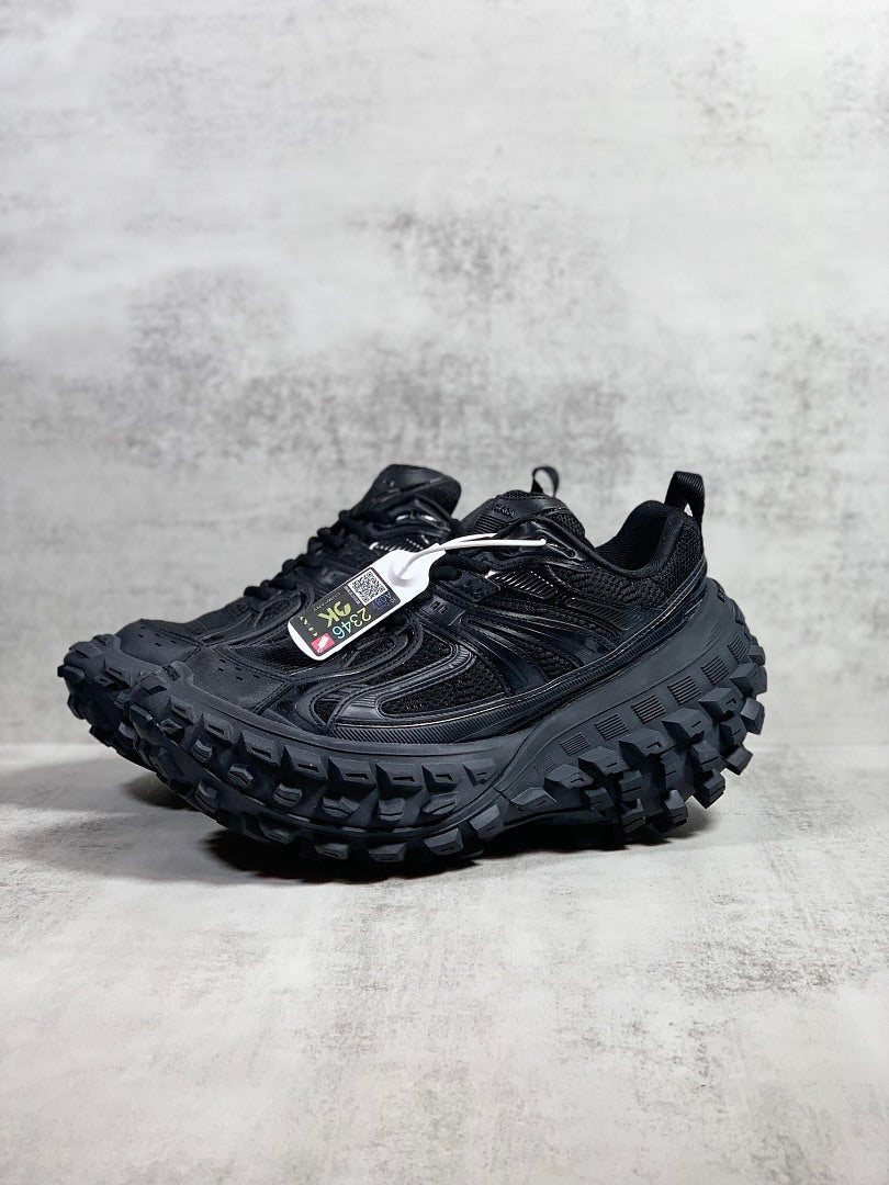 Defender Rubber Black