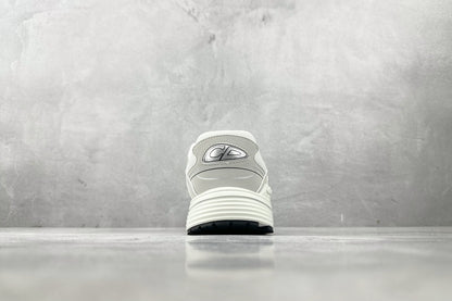 CD B30 Grey and White