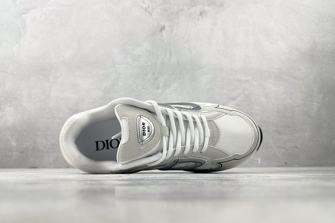 CD B30 Grey and White