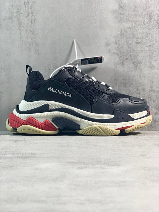 BLG Triple S Black/Red