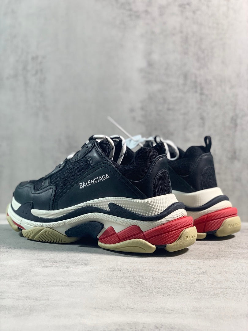 BLG Triple S Black/Red