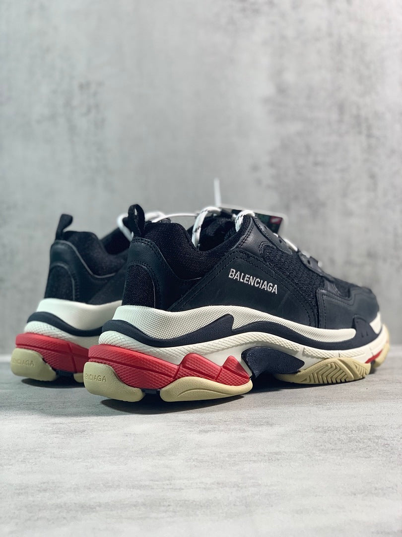 BLG Triple S Black/Red