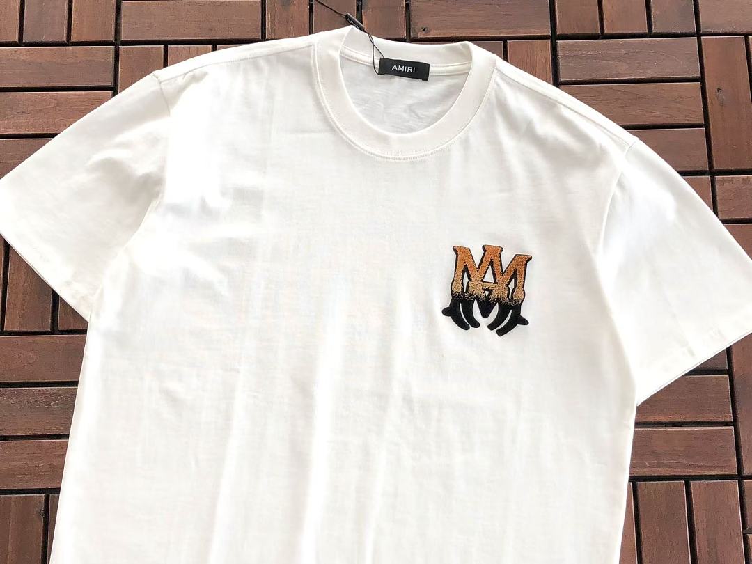 T-shirts Ami