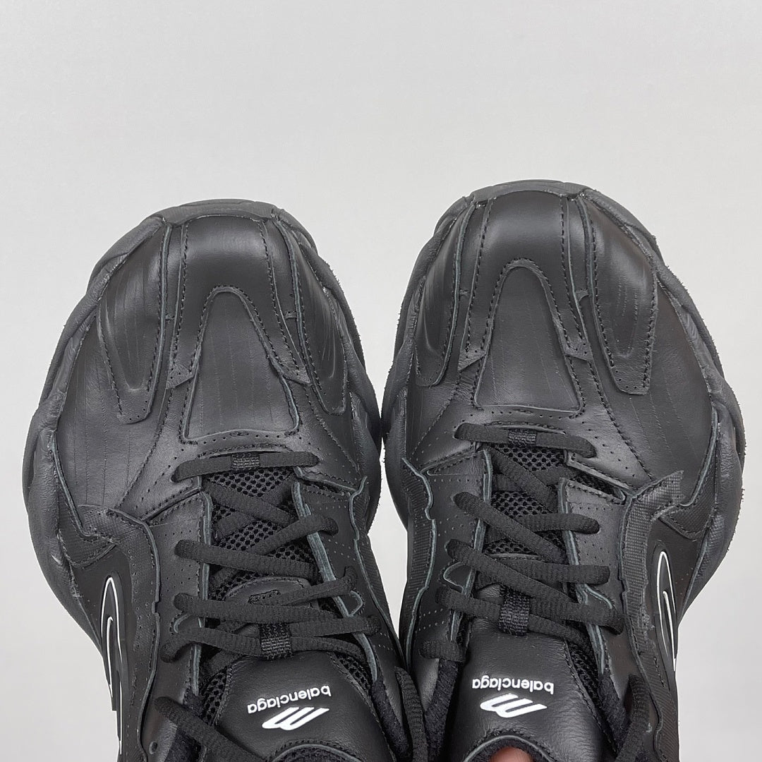 BLG Monday Black