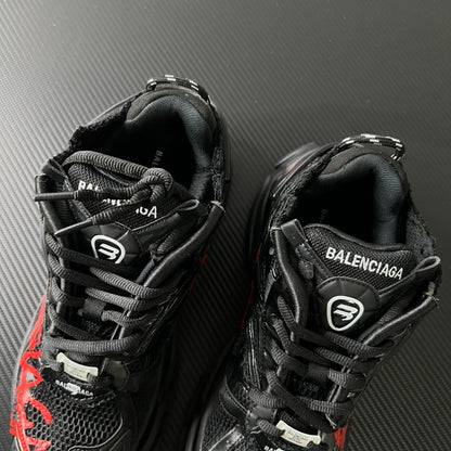BLG Runner 7.0 Graffiti - Black Red