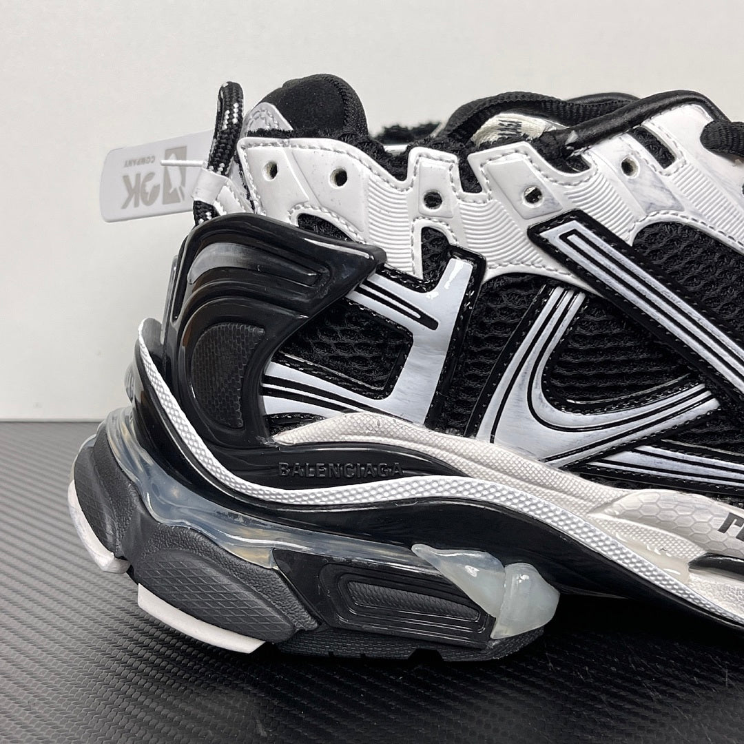 BLG Runner 7.0 White Black