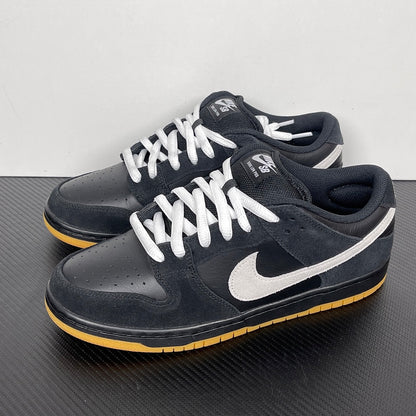 Dunk SB Black And White