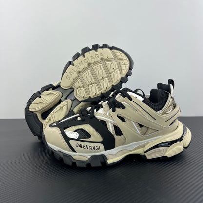 BLG Track Beige Black