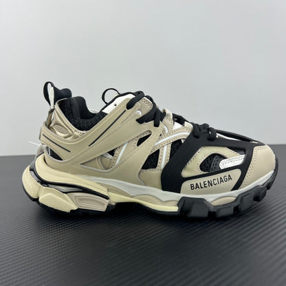 BLG Track Beige Black