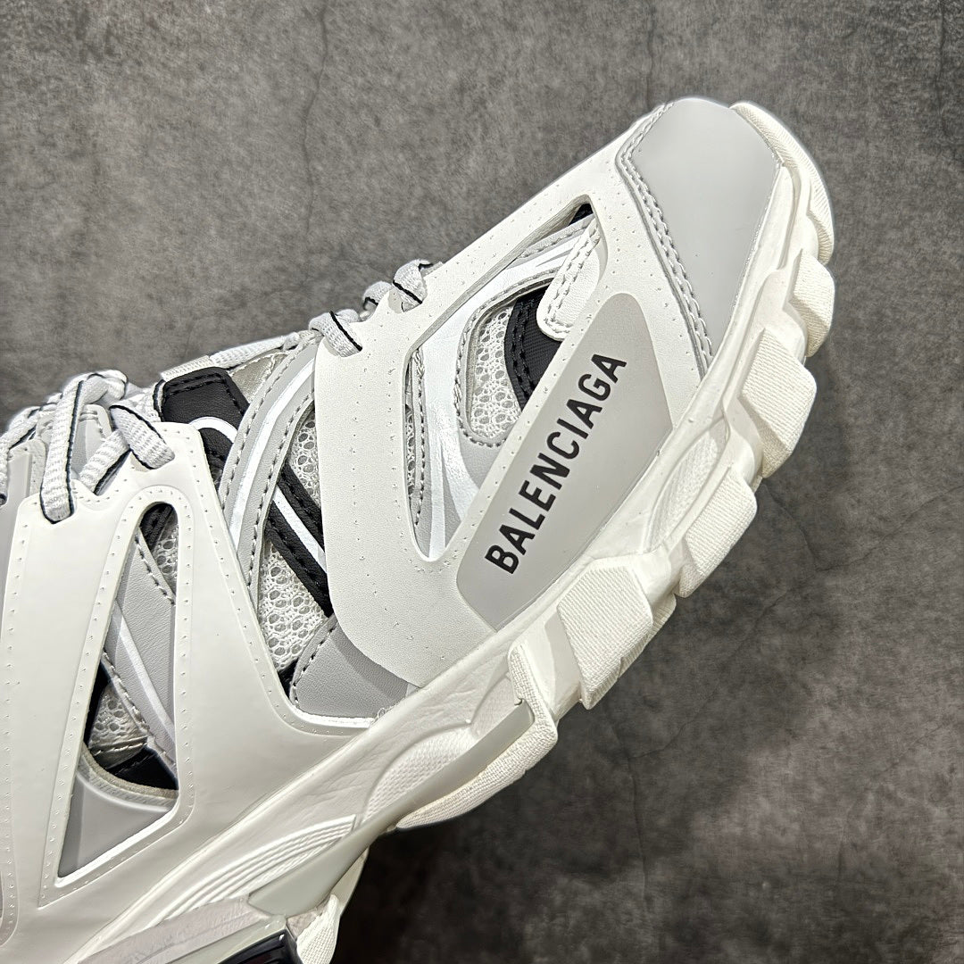 BLG Track Metallic Silver