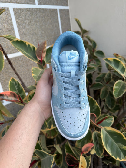 Low Fleece Swoosh Light Blue