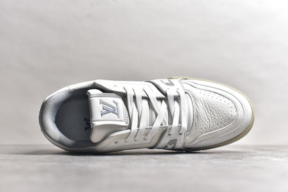 Trainer White and Cream