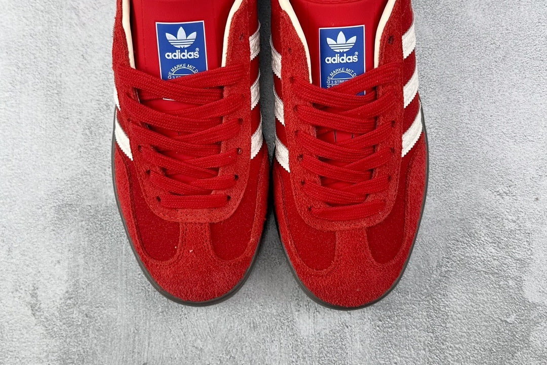 Samba Red White