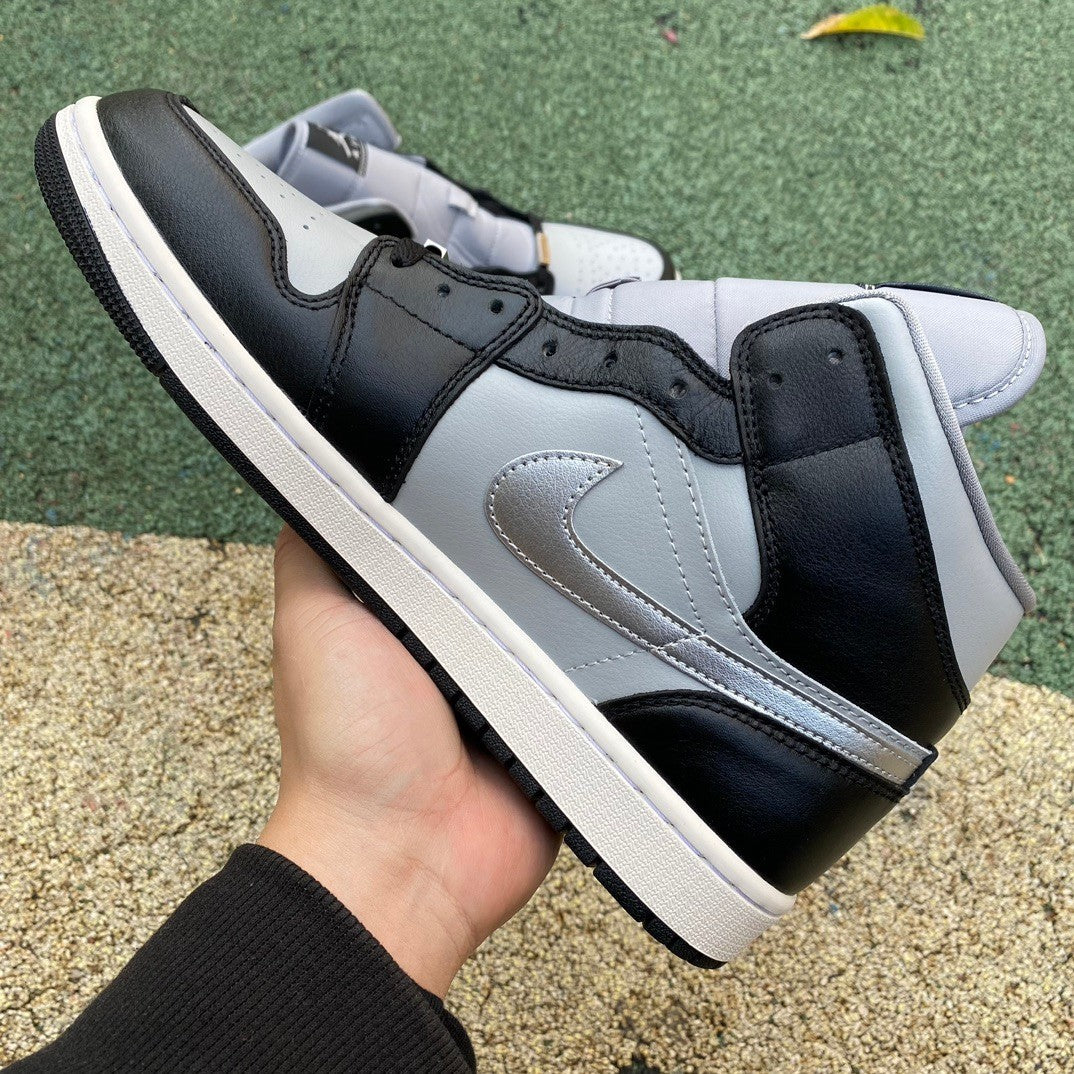 AJ1 MID Black Chrome