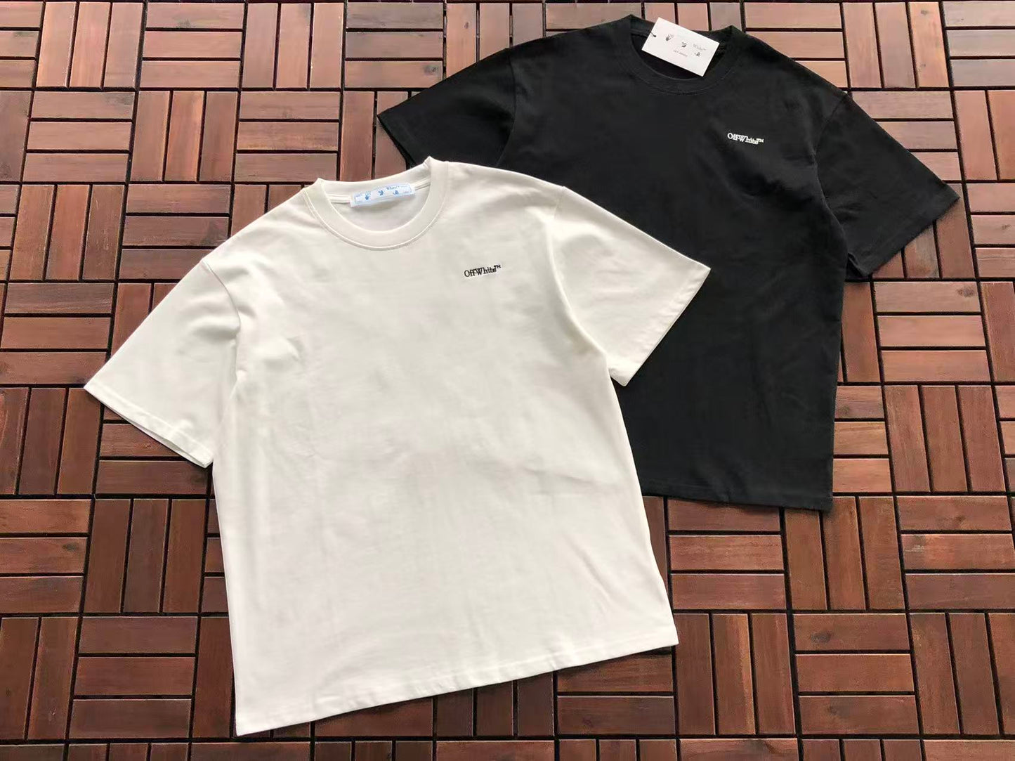 T-shirt Off