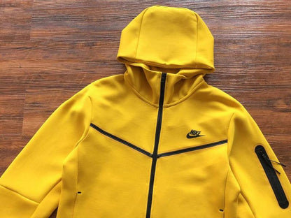 Conjunto Tech Fleece Amarelo