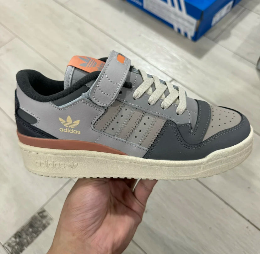 Adidas Fórum 84