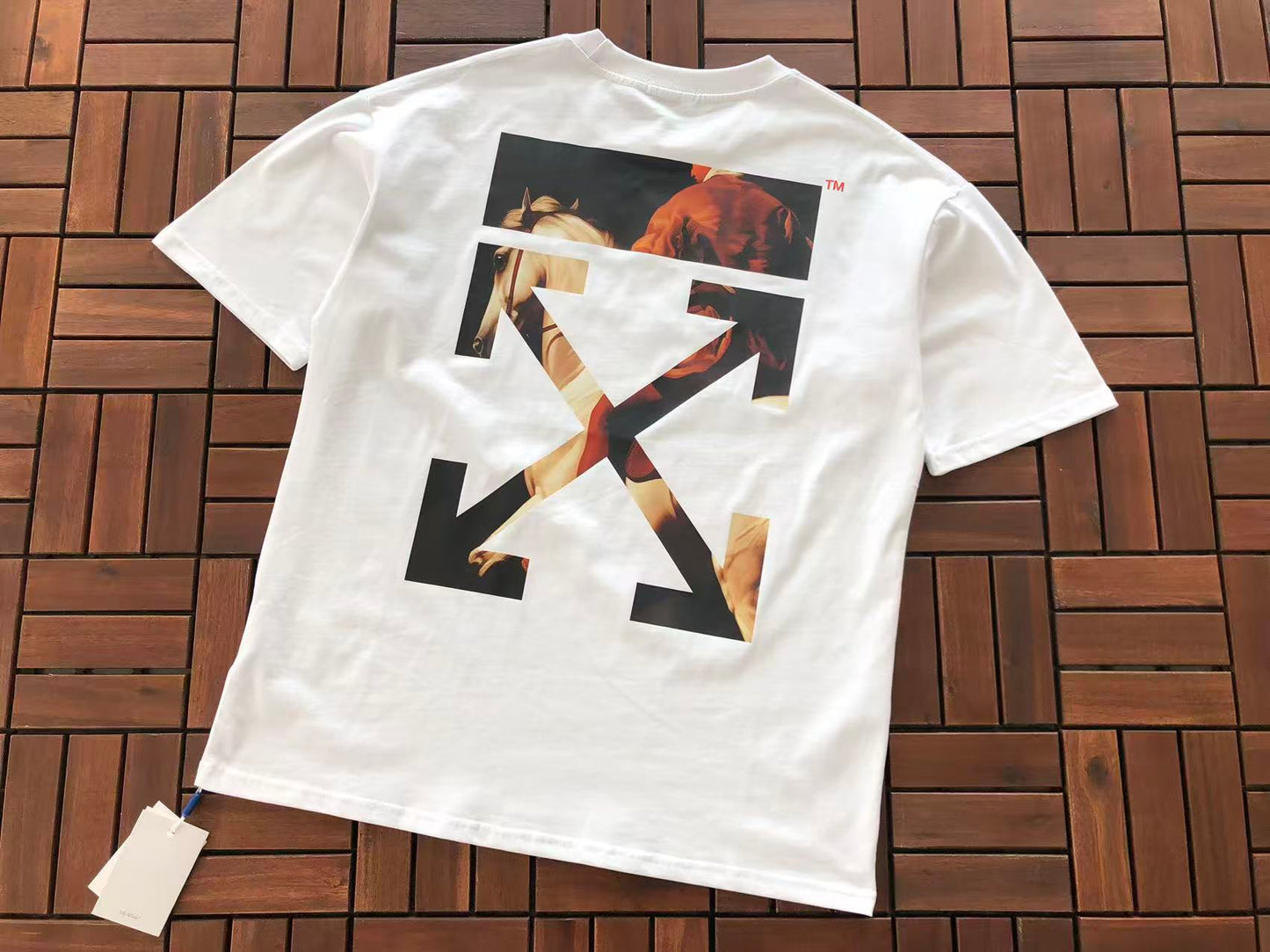 T-shirt Off