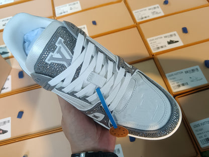 Trainer Grey Crystal