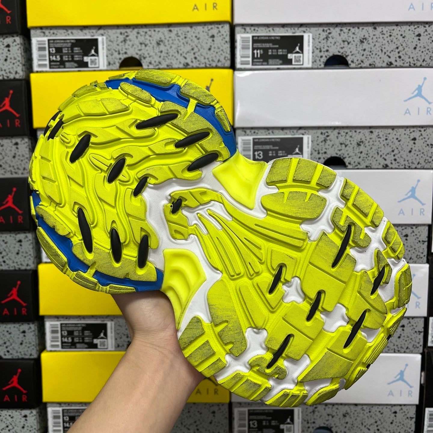 BLG 10XL Yellow/White/Blue