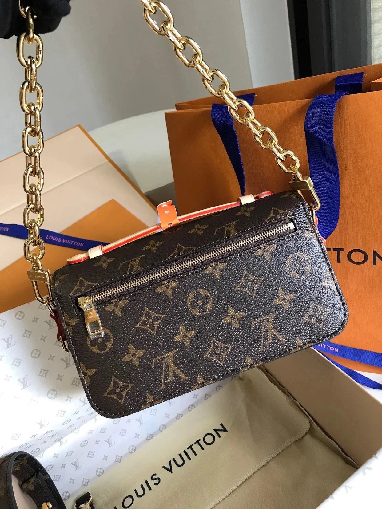 Louis Vuitton Monogram