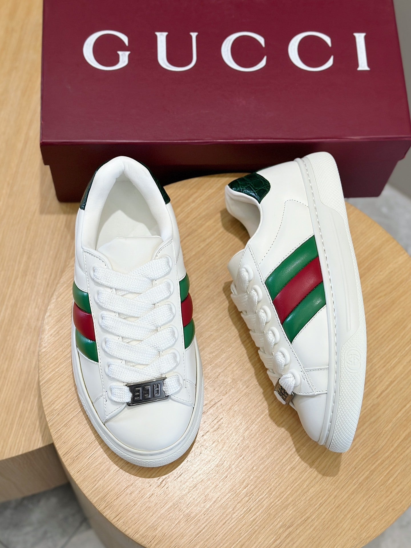 Gu Shoes