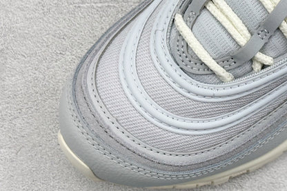 97 Pure Platinum Sail