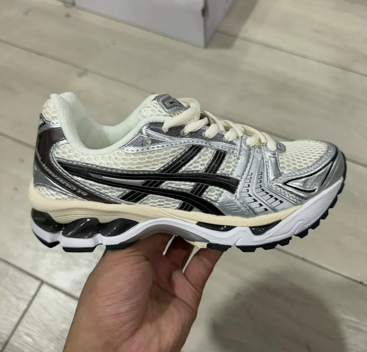 ASICS Gel Kayano JJJJound Silver nas Brown