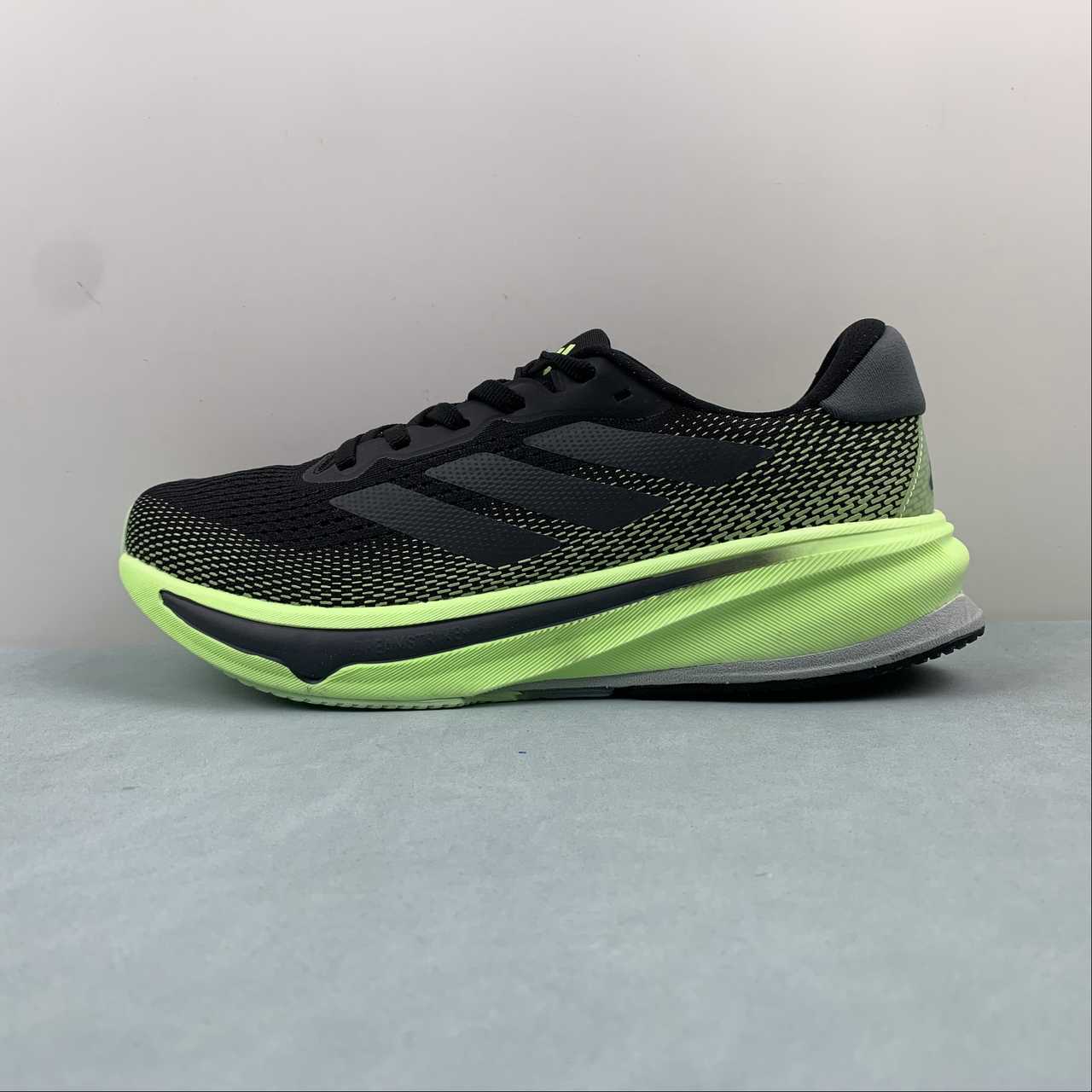 AD Supernova Black Green