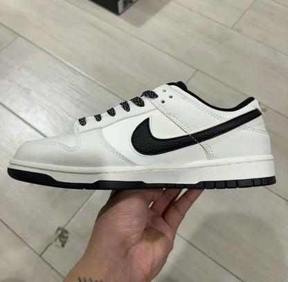 Dunk SB Low No.205