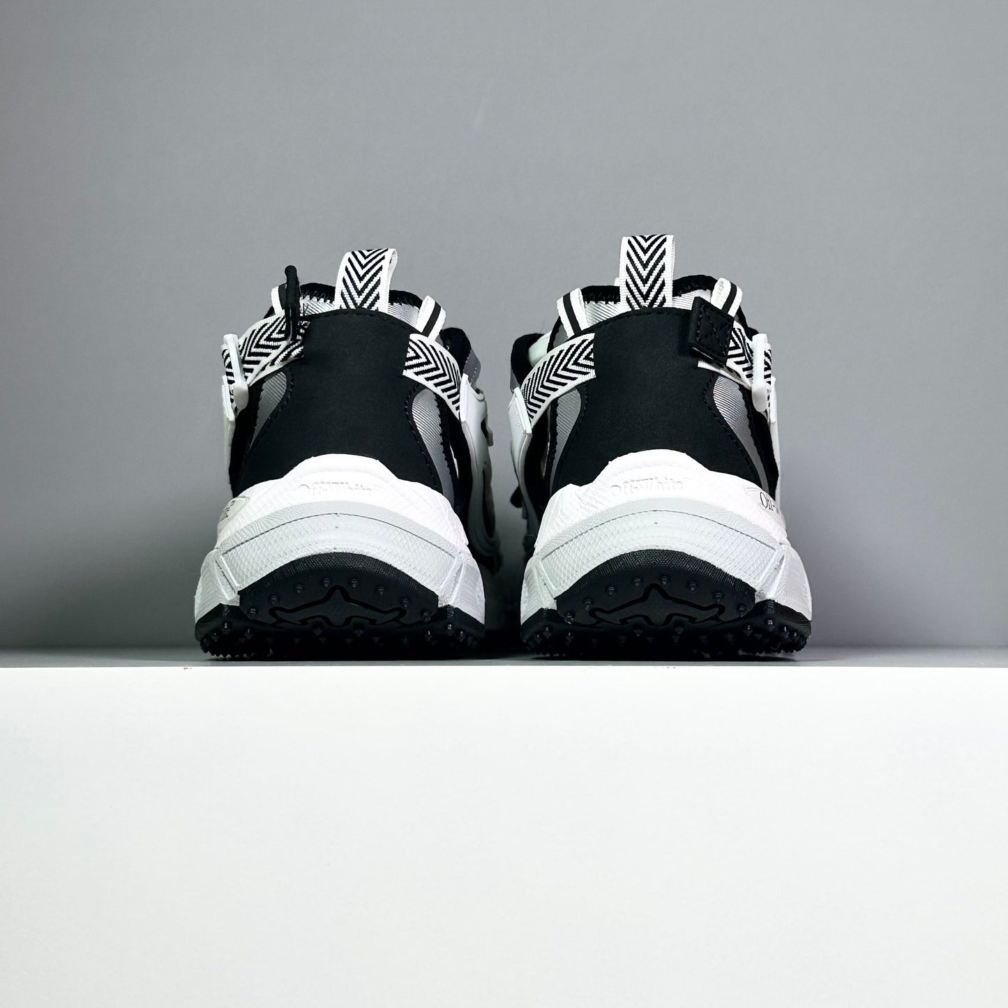 OF Be Right Back Black White
