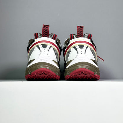 OF Be Right Back Haute Red Black