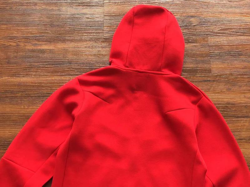 Conjunto Tech Fleece Vermelho