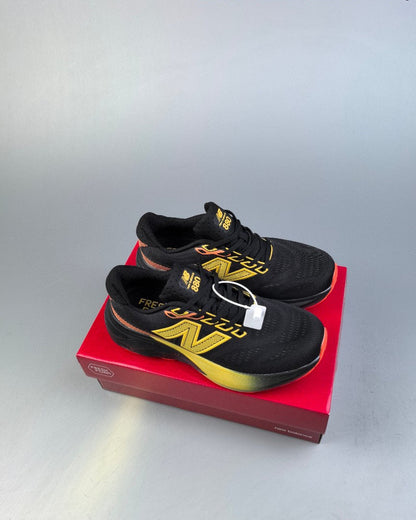 880 Fresh Foam X Vongo Black and Yellow