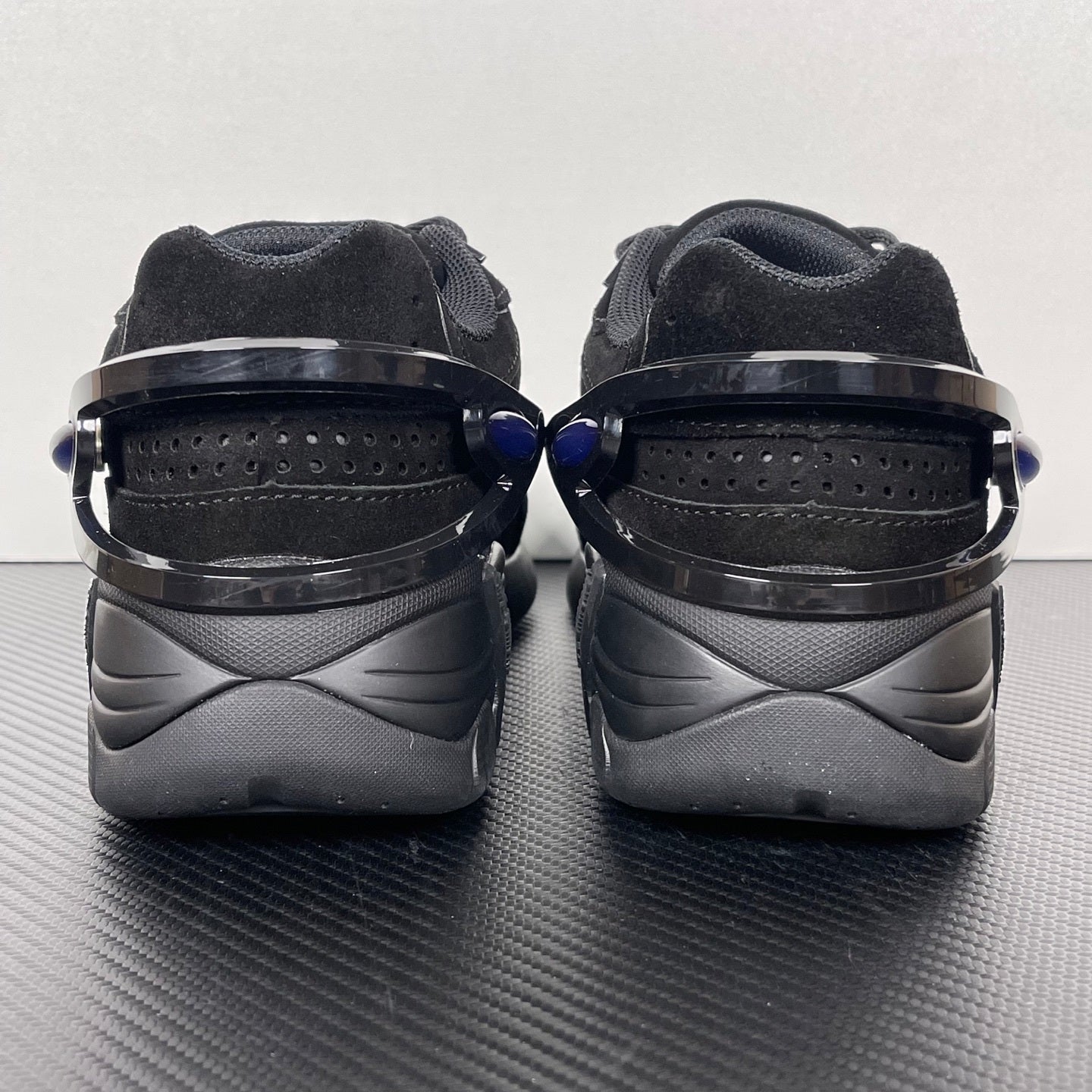 Cylon-21 Black