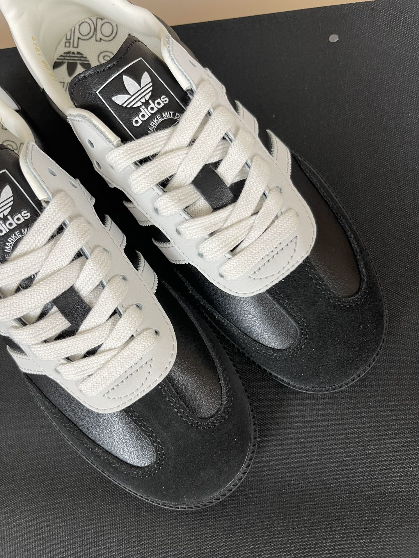 Samba 75th Anniversary Pack Black