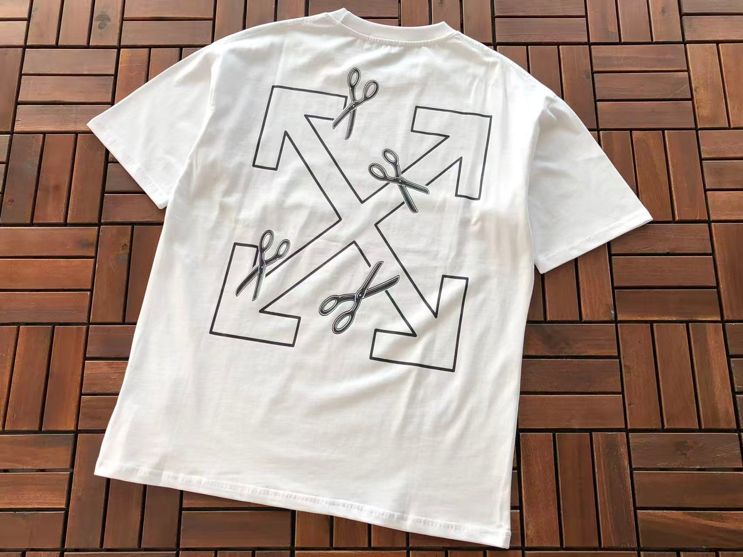 T-shirt Off