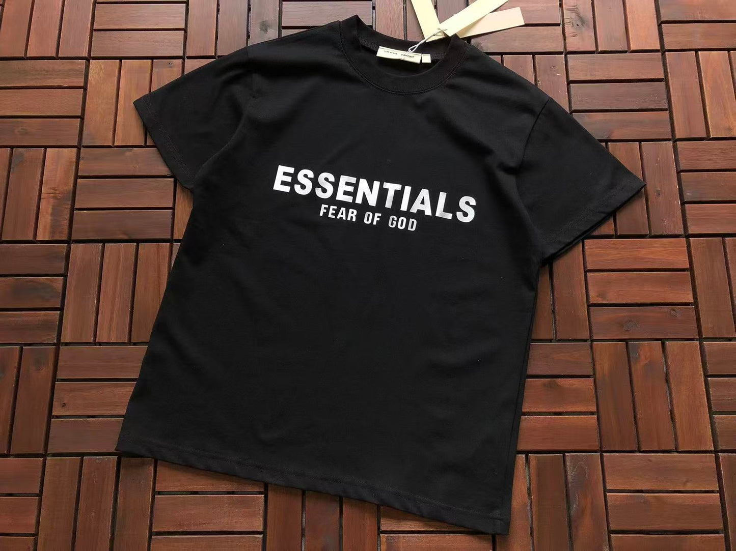 T-Shirts ESSENT