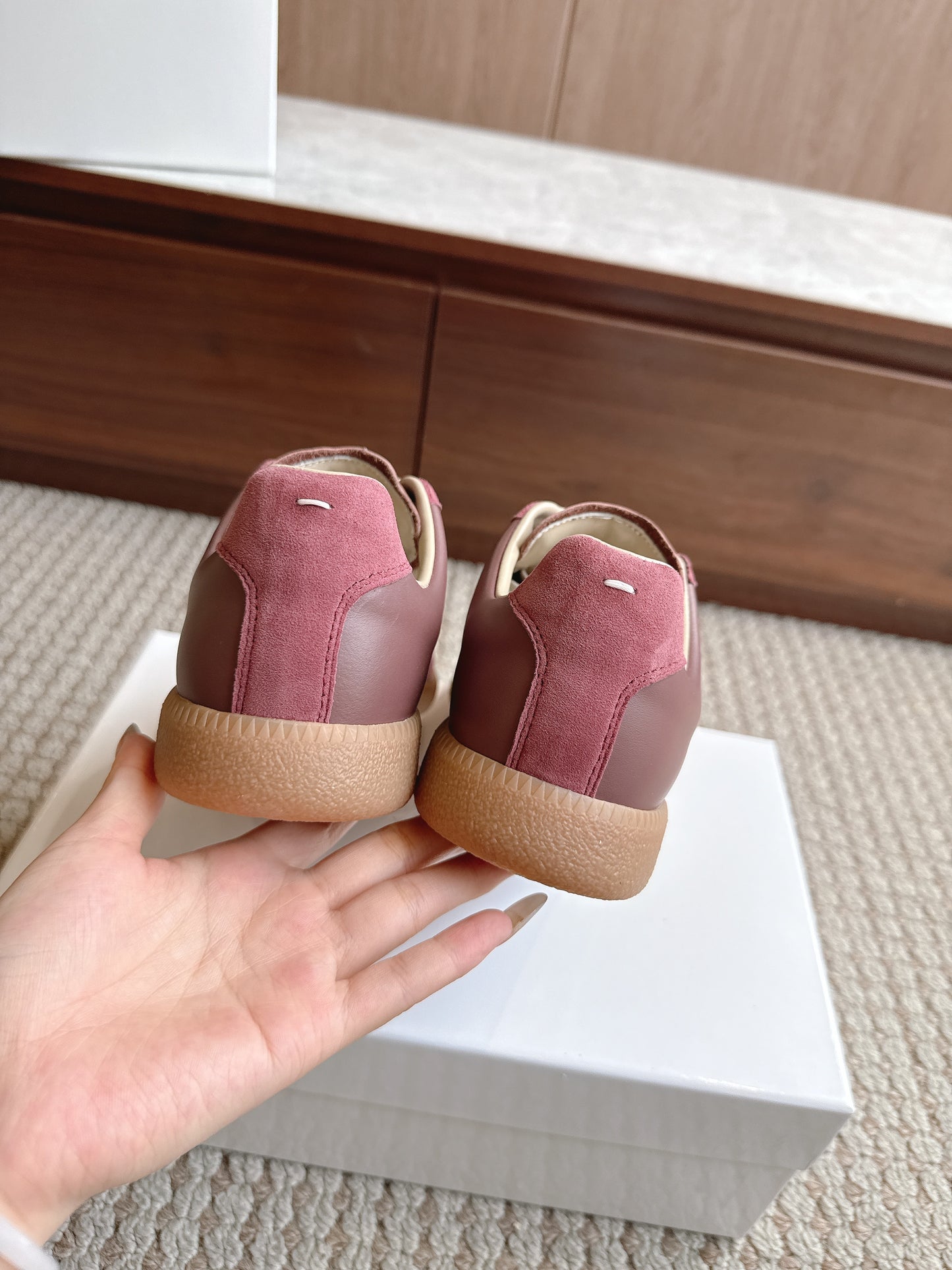 Maison Wine Gum Sole