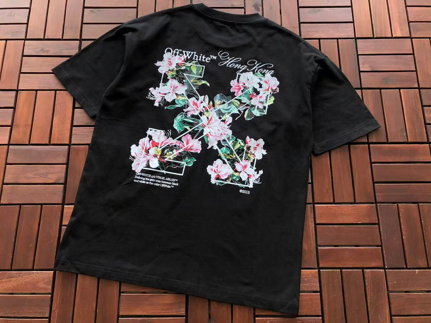 T-shirt Off