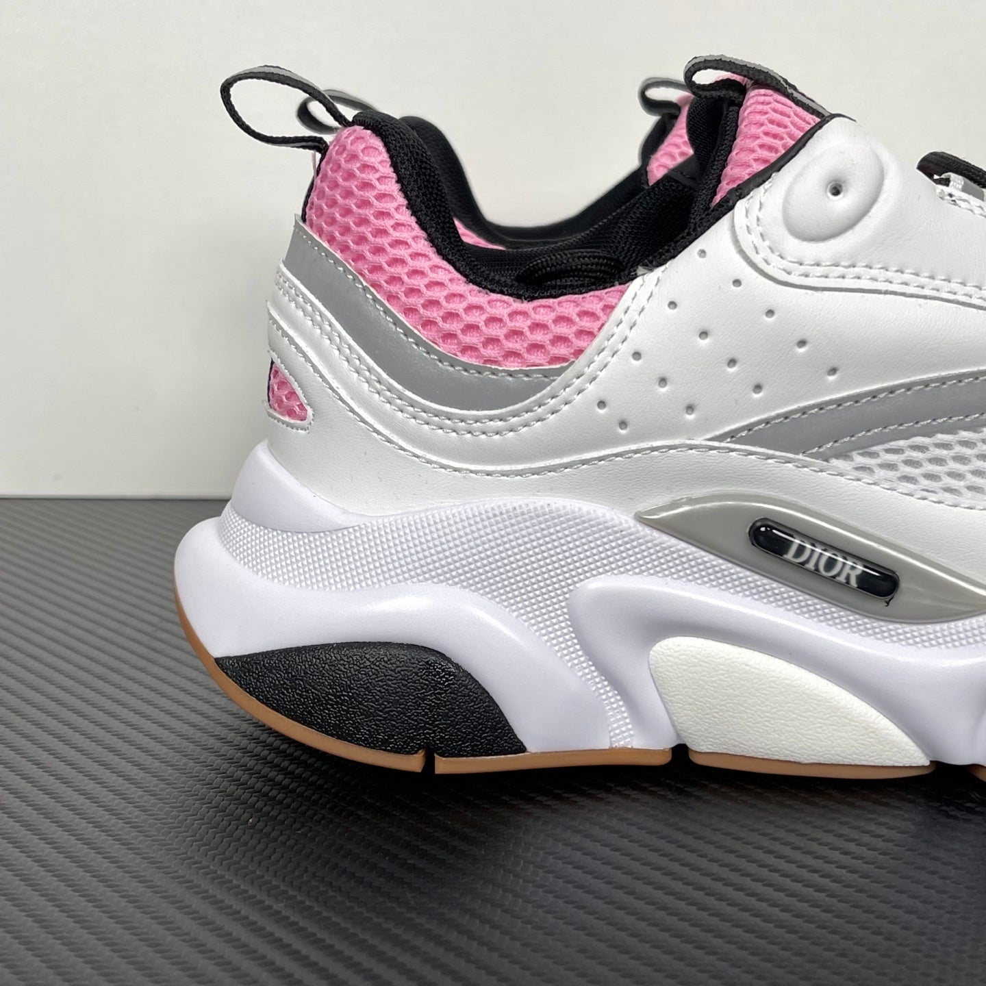 B22 Pink Mesh