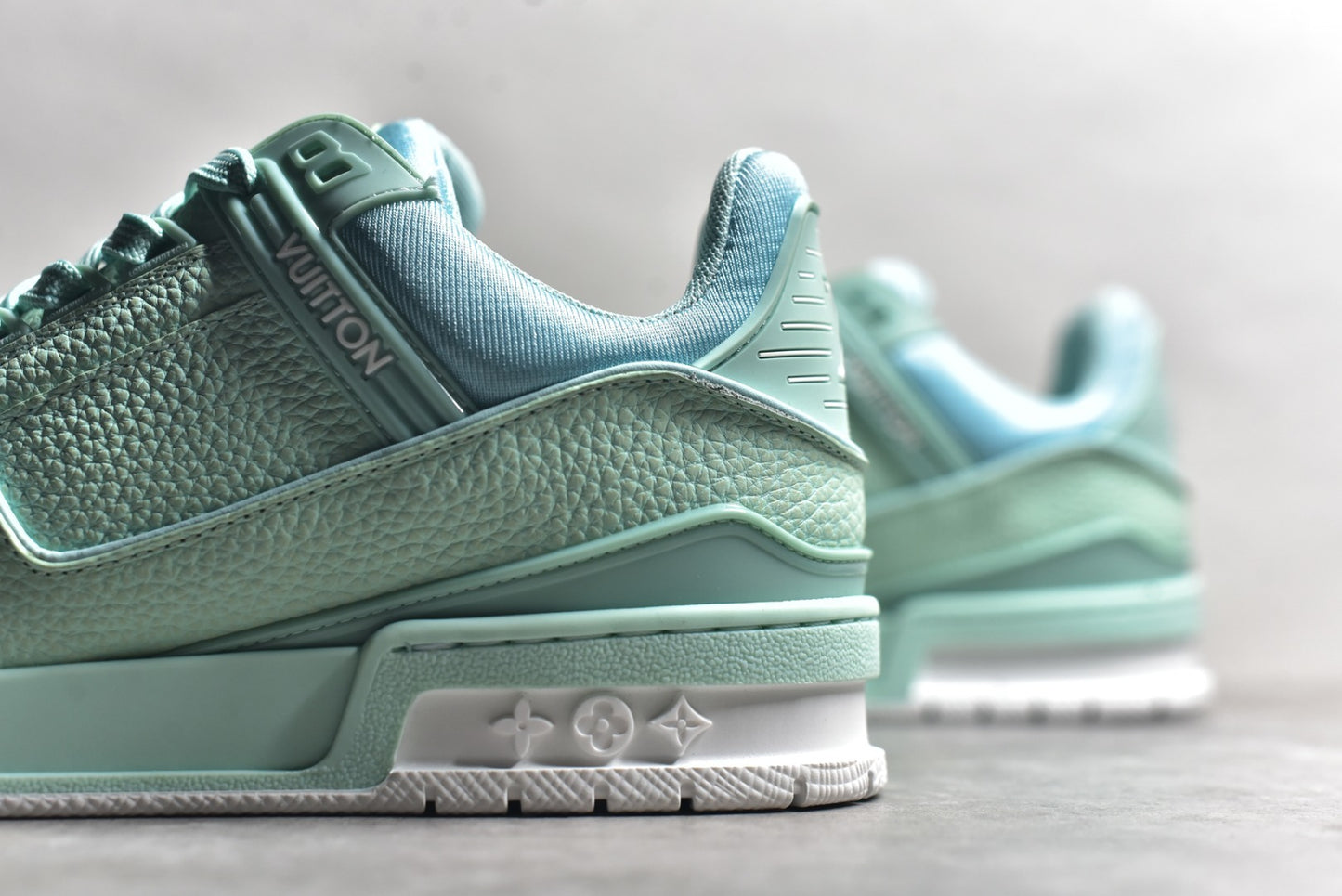 Trainer Mint Green