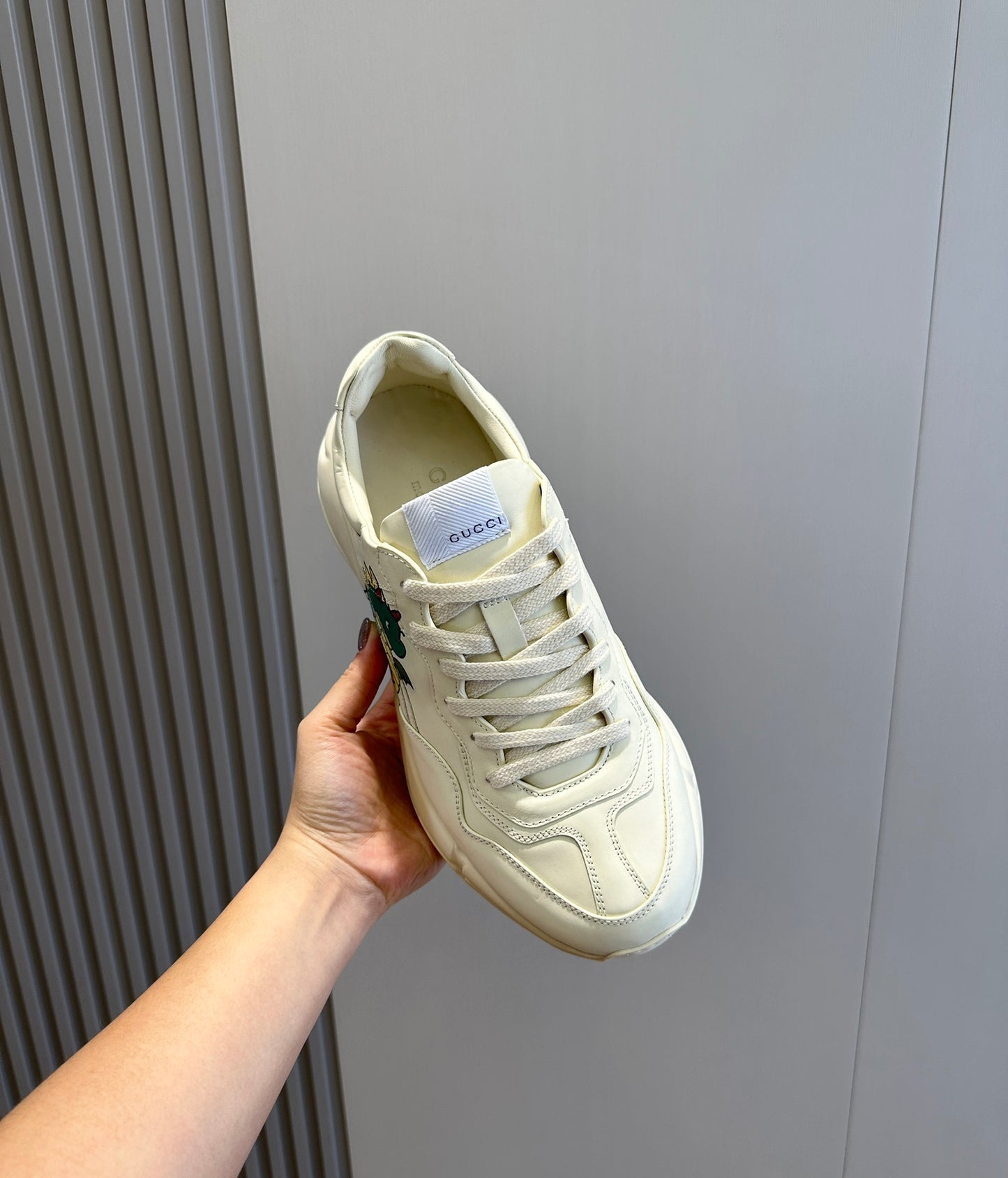 Gu Shoes