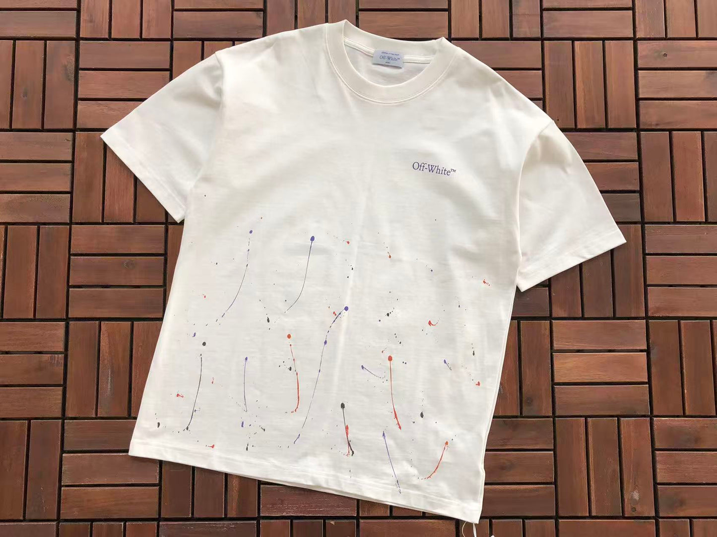 T-shirt Off