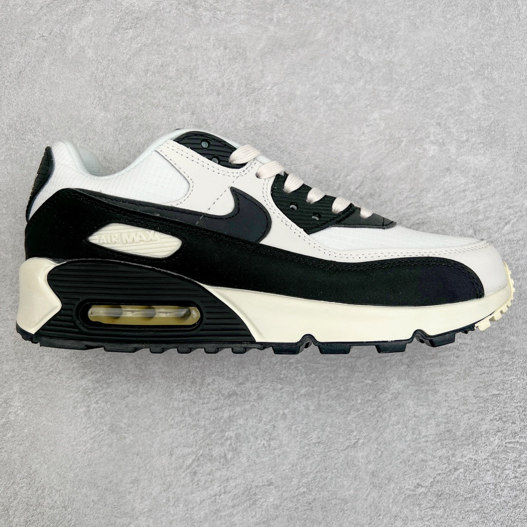 Air Max 90 Black and White