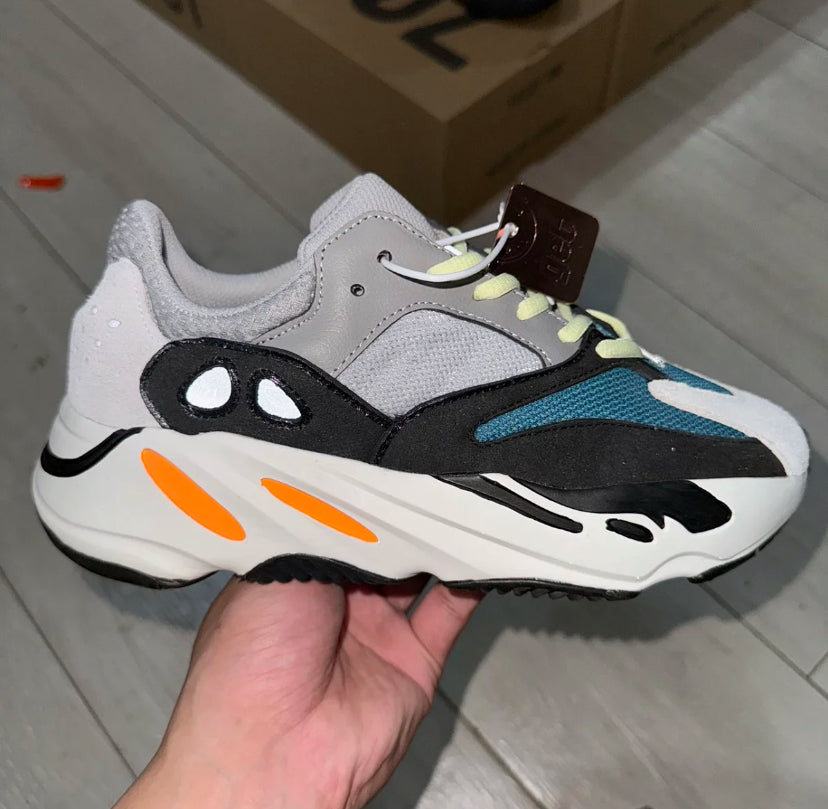 Yeezy 700 Wave Runner