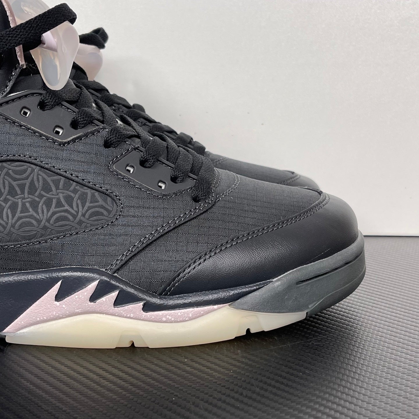 AJ5  Retro OG Black Metallic Reimagined
