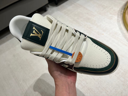 Trainer White and Dark Green