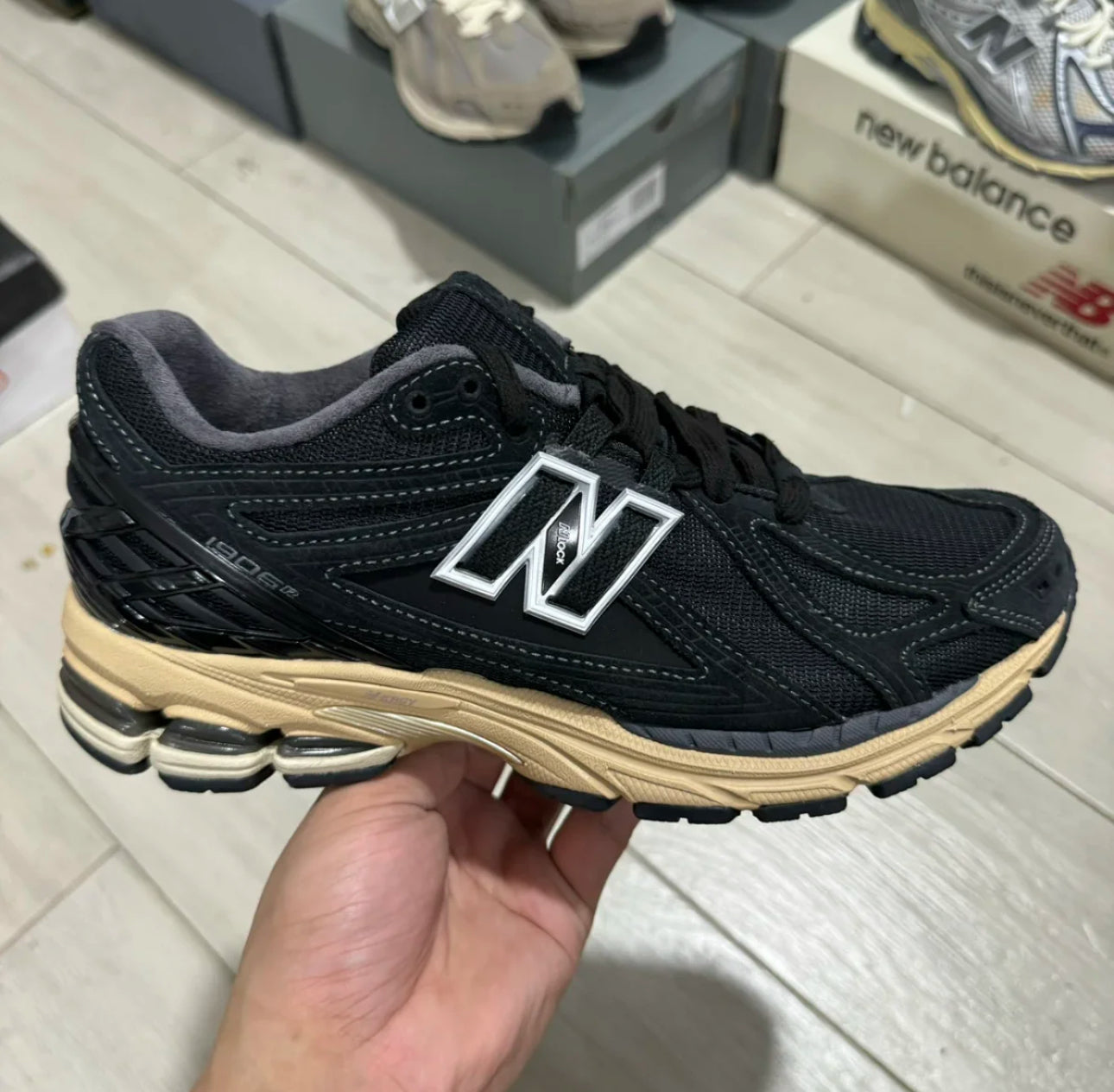 New Balance 1906R Black