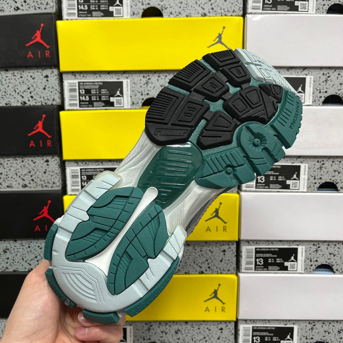 BLG Runner White/Blue/Green